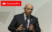 Com lucros bilionários ao ano, Santander quer que funcionários abram mão de seus direitos