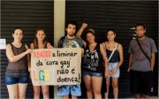 Faísca-Marília faz campanha de fotos junto a estudantes da UNESP contra Cura Gay