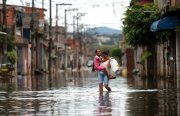 Com as enchentes e a negligência capitalista casos de leptospirose disparam em Petrópolis/RJ