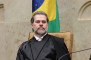 STF derruba decisão do TJ do Rio que autorizava censura homofóbica de Crivella