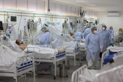 Absurdo: com COVID, mais de 600 pessoas estão sem vaga de enfermaria e leito de UTI no RJ 