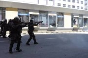 Vídeo mostra policiais covardes reprimindo manifestação pacífica em Recife 