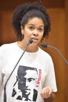 Repúdio ao racismo contra Karen Santos, vereadora do PSOL em Porto Alegre!