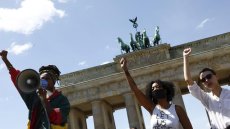 Manifestações se espalham: Brasil, Londres, Berlim e Toronto em repúdio ao assassinato de George Floyd