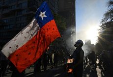 O fim da década no Chile: divórcio entre as instituições e a população