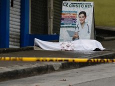 Equador: quase 800 corpos são retirados de casas em Guayaquil