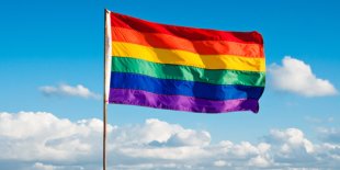 12 grandes personalidades LGBT que seriam "doentes" segundo a Justiça Federal do DF