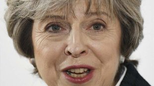 Theresa May diz que Brexit passará pelo parlamento, mas sem concessões