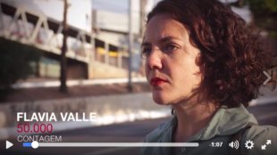 Flavia Valle, a candidata em Contagem que defende que todo político ganhe igual a uma professora