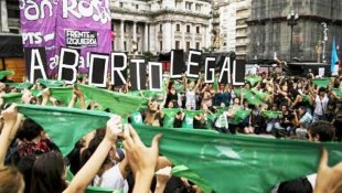 8A em BH: Todos ao ato para que seja lei o aborto legal, seguro e gratuito, na Argentina e no Brasil