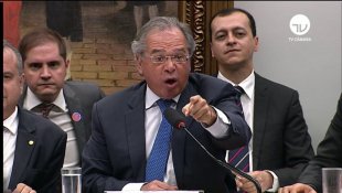 Mercado pressiona por reforma: bolsa cai após confusão entre Paulo Guedes e deputados na CCJ