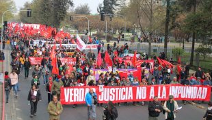 Marcha e repressão no Chile 46 anos após o golpe de Pinochet