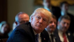 Trump sofre mais uma derrota: retira sua reforma da saúde