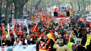 França: Nova jornada de mobilizações em toda a França contra a reforma de Macron