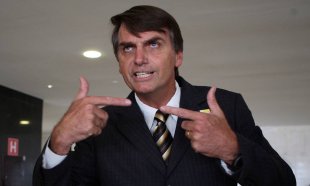 Bolsonaro quer barrar a ampliação de programas sociais