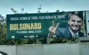 TSE ajuda Bolsonaro a manter outdoor de campanha antecipada no interior da Bahia