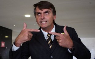 É a luta dos trabalhadores que pode barrar o autoritarismo de Bolsonaro e seus seguidores