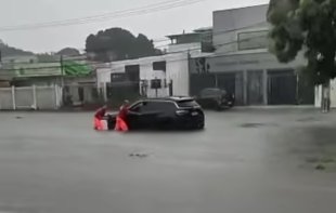 Famílias perdem tudo com enchentes em Natal por descaso de Álvaro Dias. Plano emergencial já!