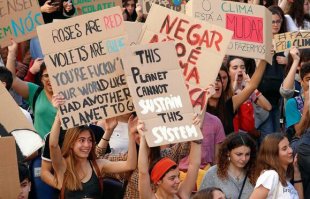 A juventude deve ir às ruas na Greve Mundial do Clima contra Bolsonaro, o agronegócio e todos os capitalistas