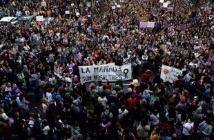 Espanha: massivo repúdio ao julgamento machista no caso de “La Manada”