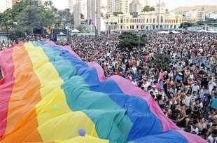 Vereadores de BH negam verba para comunidade LGBT