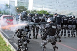 Da LSN à repressão do funk: UNE deve organizar os estudantes contra Bolsonaro e golpistas