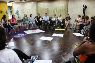 Feministas são recebidas pelo Secretário de Governo na Prefeitura de Curitiba