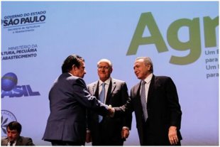 Temer, Alckmin e empresários do agronegócio, participam de evento em São Paulo