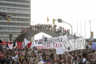 Grande ato contra a reforma trabalhista de Temer às 18h, em Porto Alegre, na Esquina Democratica