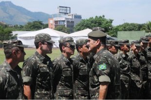 Cúpula das Forças Armadas lança vários pré-candidatos para defender sua agenda reacionária 
