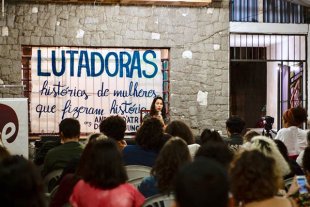 Lançamento do livro "Lutadoras" conta com Diana Assunção na Casa Marx de SP