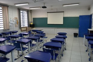 Professores e comunidade escolar barram imposição do PEI em escola de Campinas