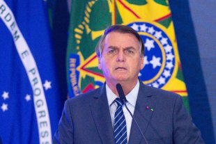 Mais de 460 mil mortes por Covid no Brasil são culpa de Bolsonaro, Mourão e dos governadores