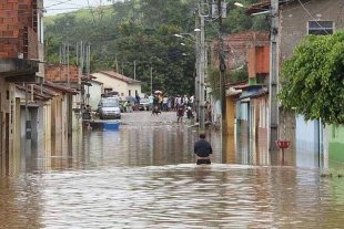Negligência dos governos leva 43% dos municípios de MG a estar em situação de emergência