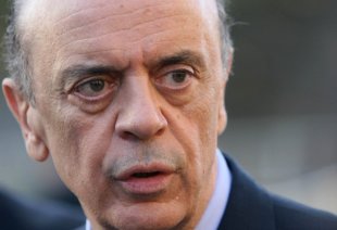 José Serra pede demissão do governo Temer