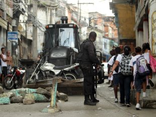 Denúncia: polícia assassina moradores na favela do jacarezinho