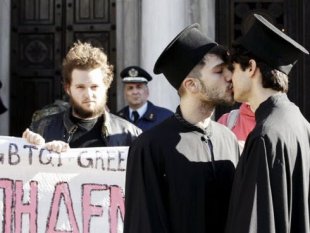 Grécia aprova a união civil entre pessoas do mesmo sexo