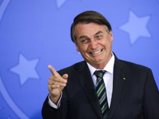 Bolsonaro mente sobre Fundão Eleitoral, lei obriga piso de R$ 800 milhões (e não R$ 4 bi)