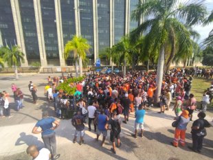 GREVE DOS GARIS| Garis se mobilizam nas ruas no segundo dia de greve