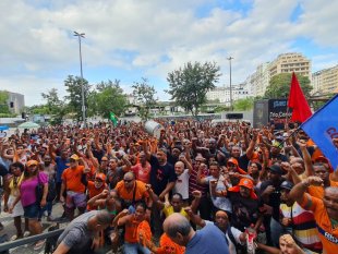 Garis do Rio de Janeiro encerram sua greve