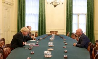 Crise do Governo de Boris Johnson: renunciam os ministros da Economia e da Saúde