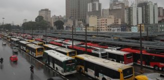 Prefeitura de SP aumenta subsídio dos ônibus em 900 mi para garantir lucro dos empresários