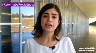 Tábata Amaral vota com Bolsonaro e Maia pelo fim da aposentadoria e grava vídeo com fake news