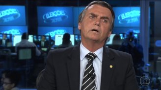 Bolsonaro é a voz da ditadura e relembra que a TV Globo e Roberto Marinho também foram