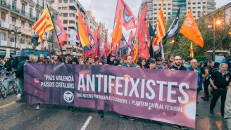 Histórica antifascista marcha contra a extrema direita em Valência