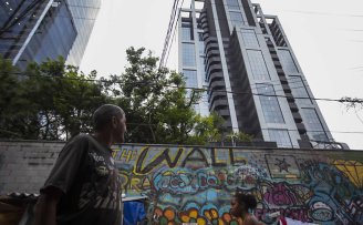 Favela Coliseu: comunidade aguarda há 22 anos o direito a moradia digna