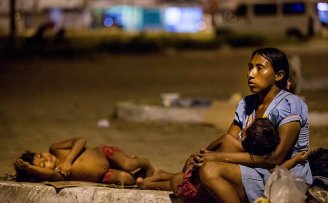 Refugiados venezuelanos são tratados como criminosos após Temer visitar Roraima