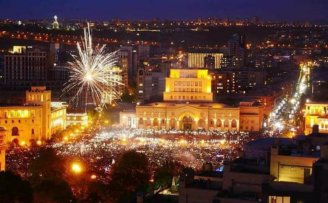Armênia: insurreição de massas derruba primeiro ministro Sargsyan