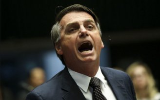 Em vídeo, Bolsonaro exala ódio a imigrantes e chama Brasil de "esse lixo"