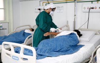 Witzel deixa funcionários sem salários e EPIs em Hospital Estadual Anchieta